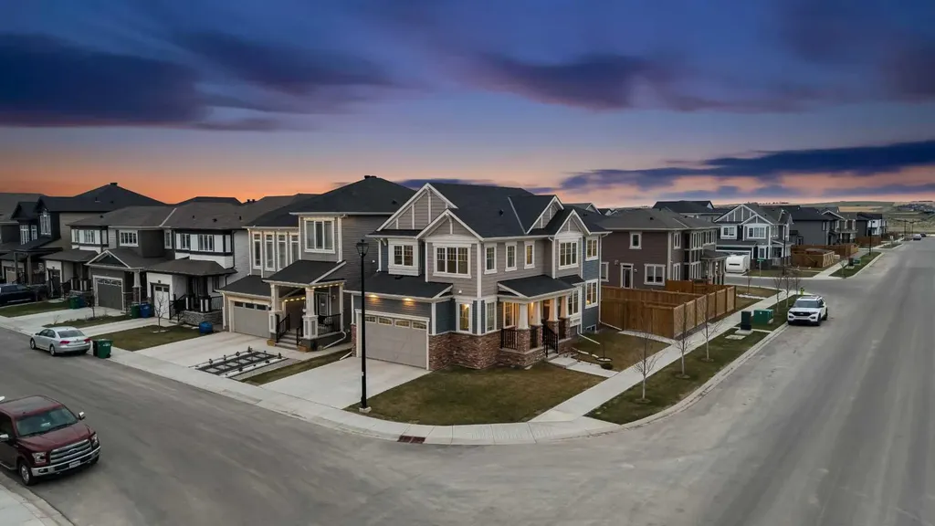 567 Osborne Drive SW Airdrie AB T4B 5L1