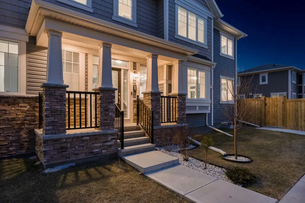 567 Osborne Drive SW Airdrie AB T4B 5L1
