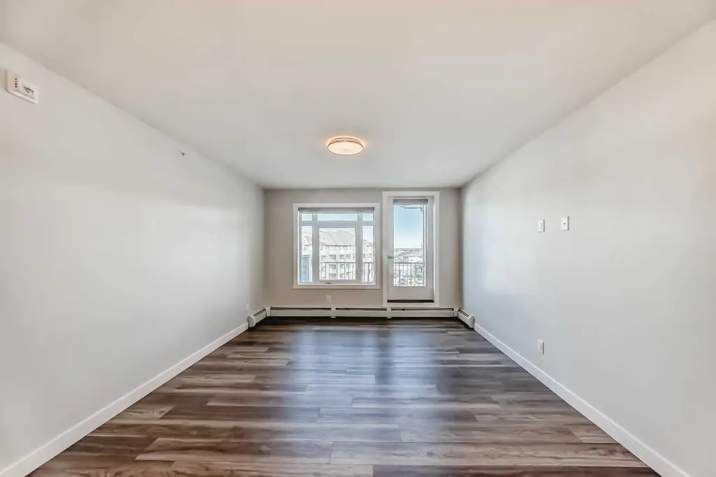 6118 80 Avenue NE Calgary AB T3J 0S6