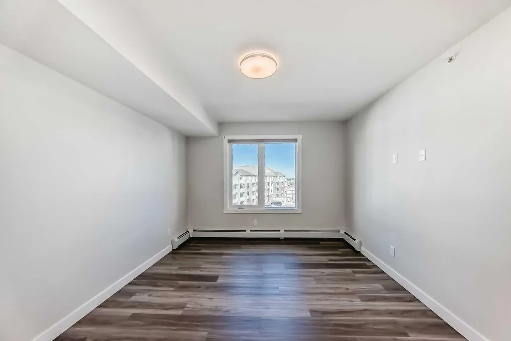 6118 80 Avenue NE Calgary AB T3J 0S6