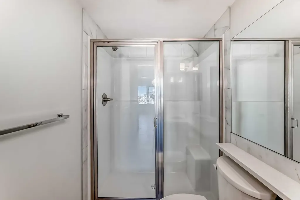6118 80 Avenue NE Calgary AB T3J 0S6