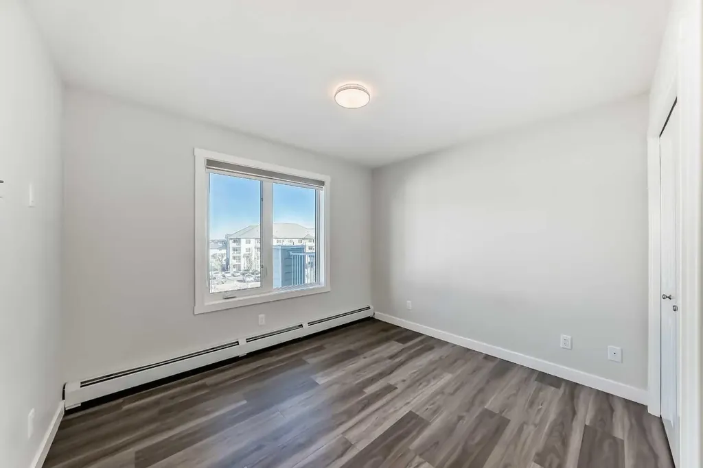 6118 80 Avenue NE Calgary AB T3J 0S6