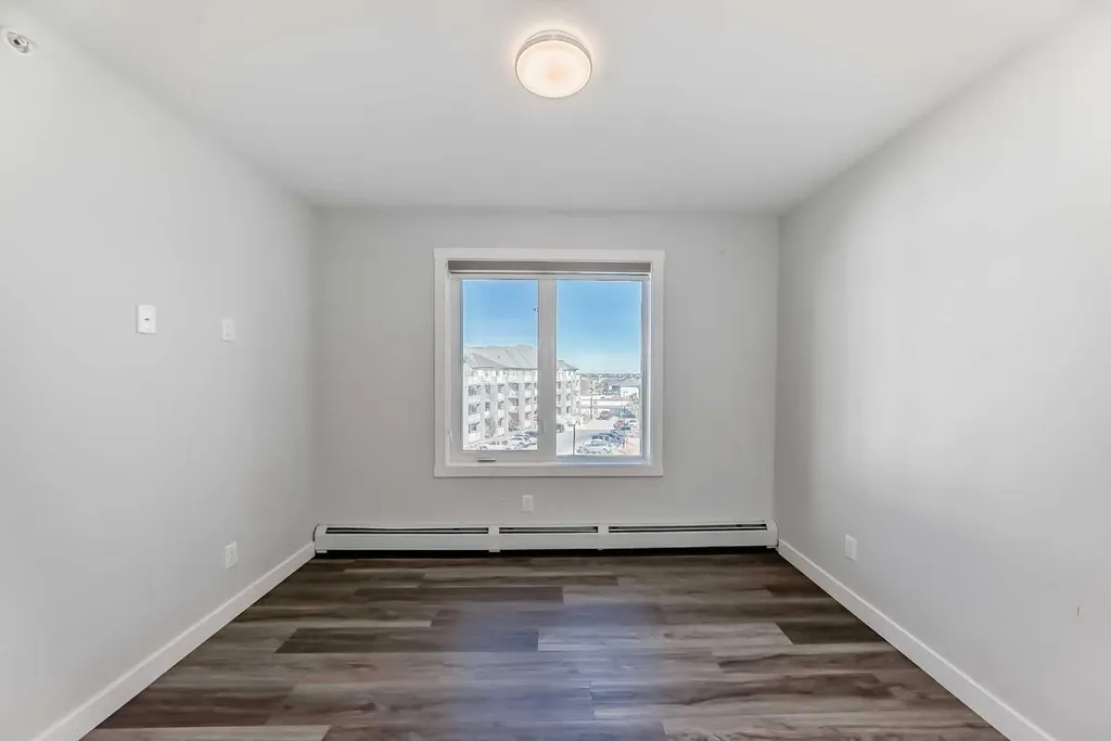 6118 80 Avenue NE Calgary AB T3J 0S6