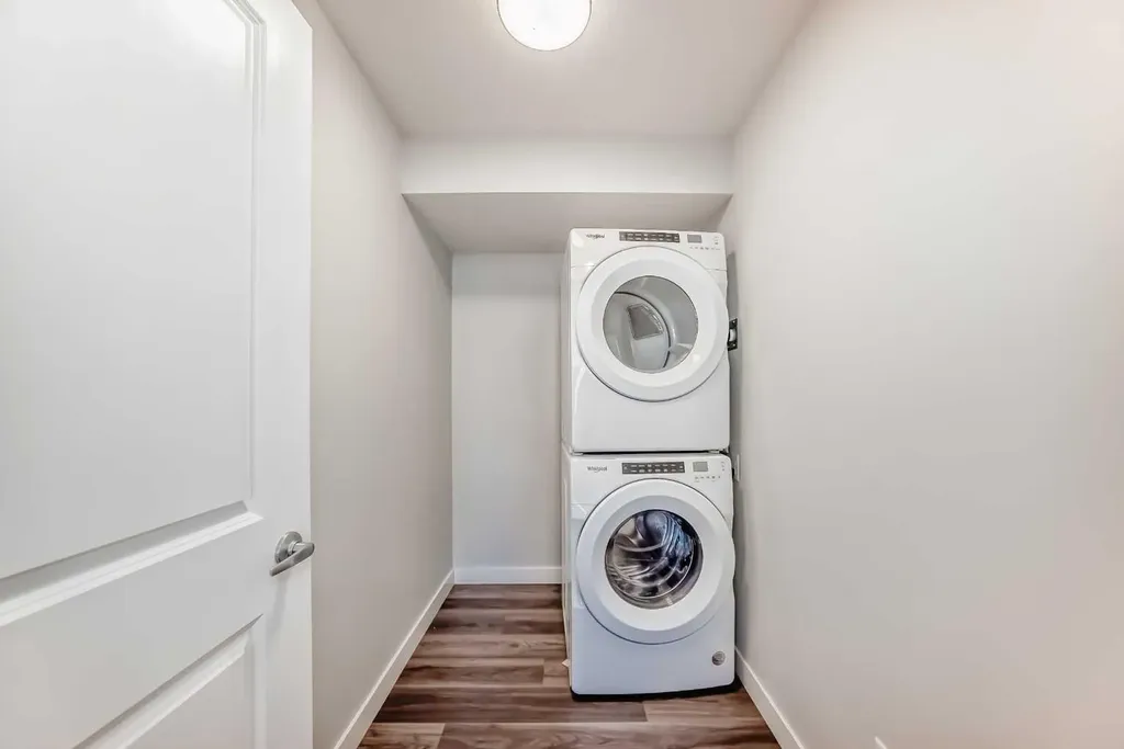 6118 80 Avenue NE Calgary AB T3J 0S6