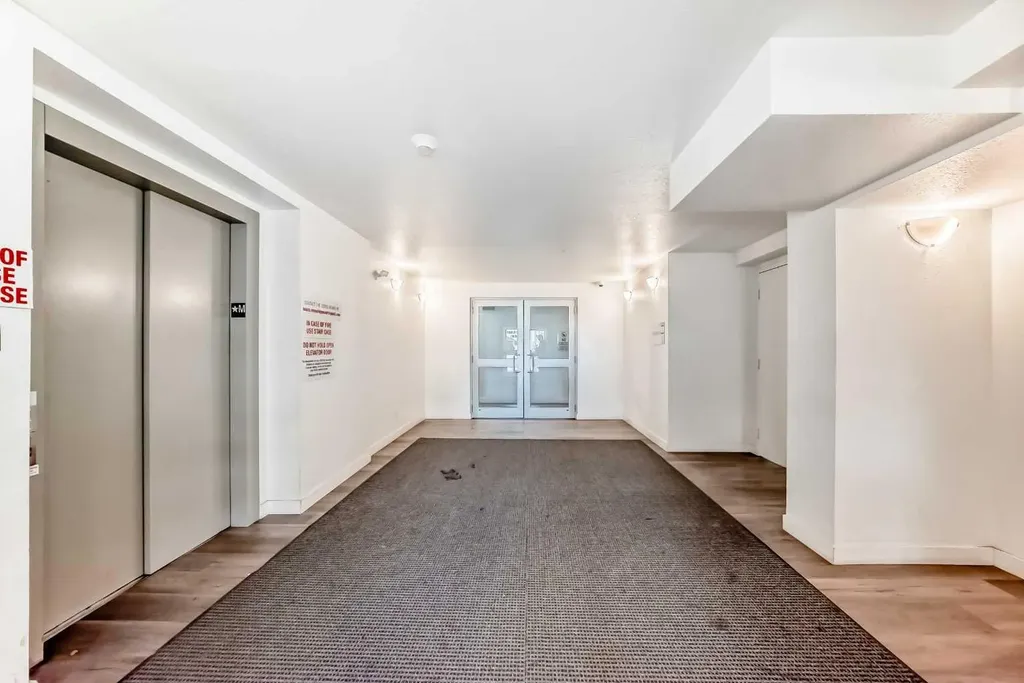 6118 80 Avenue NE Calgary AB T3J 0S6