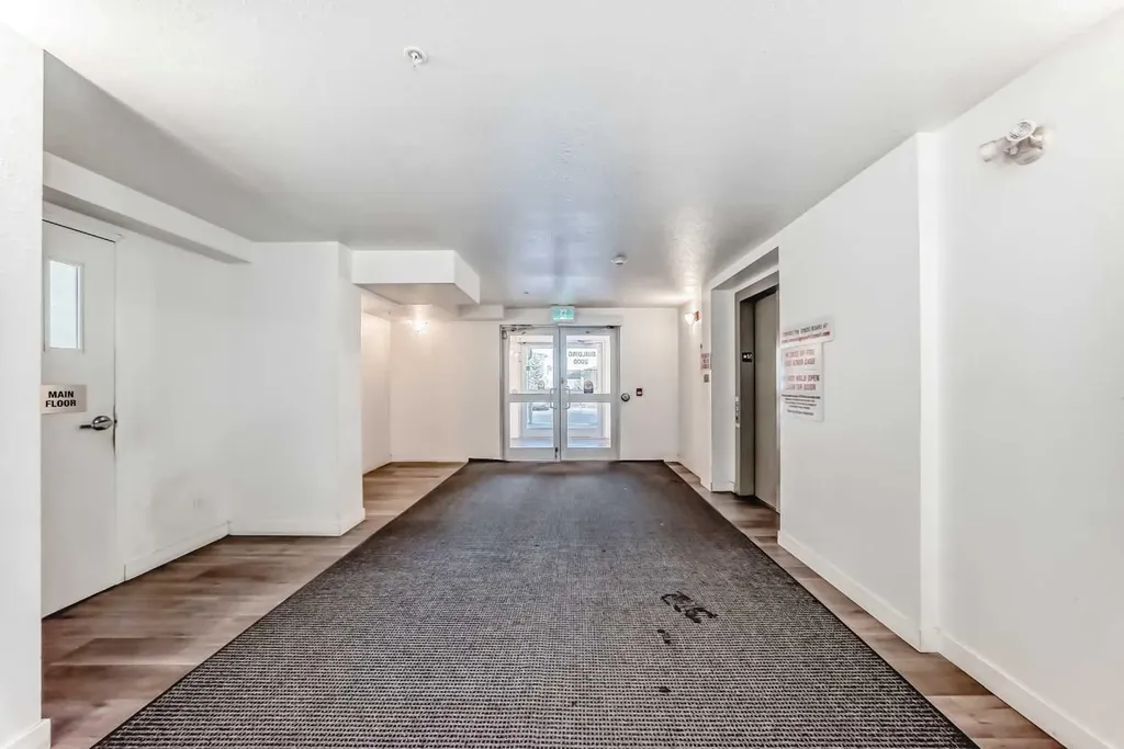 6118 80 Avenue NE Calgary AB T3J 0S6