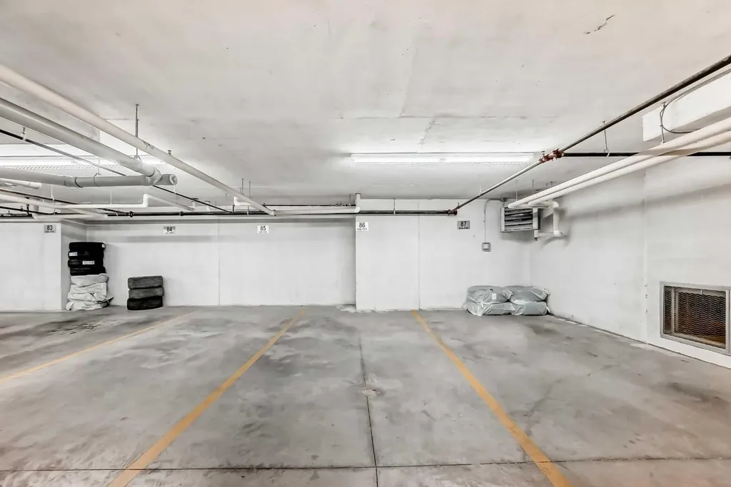 6118 80 Avenue NE Calgary AB T3J 0S6