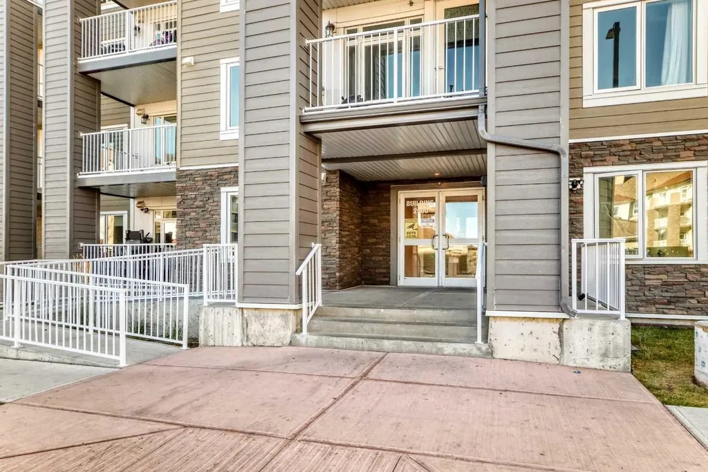 6118 80 Avenue NE Calgary AB T3J 0S6