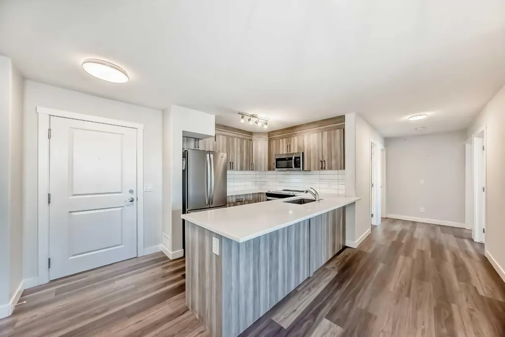 6118 80 Avenue NE Calgary AB T3J 0S6