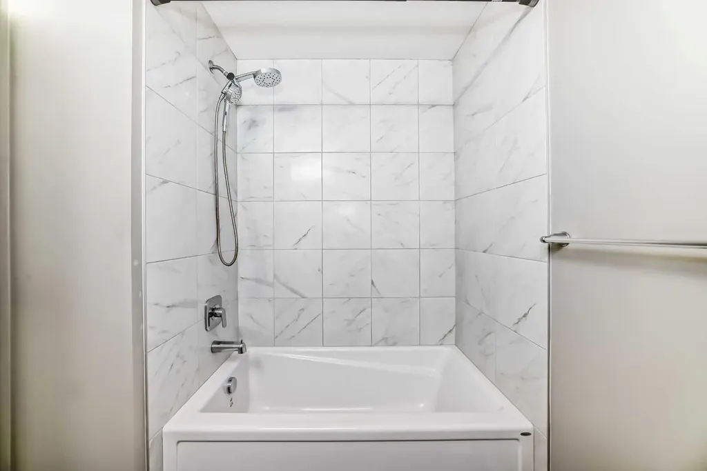 43 Carrington Crescent NW Calgary AB T3P 1N6