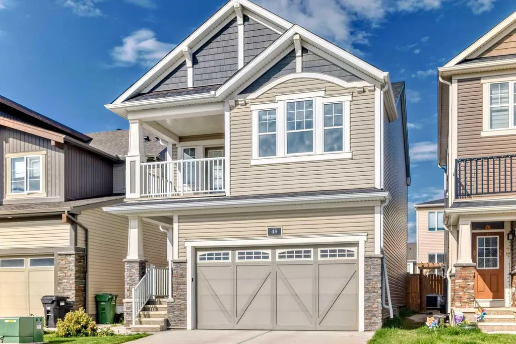 43 Carrington Crescent NW Calgary AB T3P 1N6