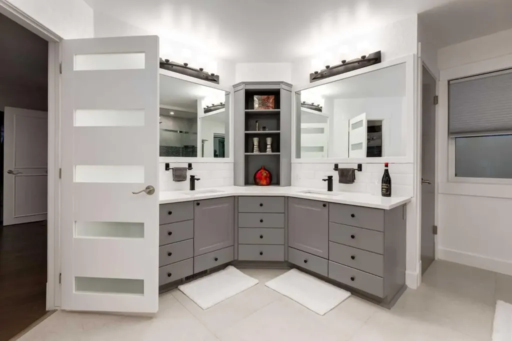 9915 Patton Road SW Calgary AB T2V 5G1