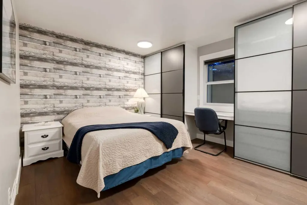 9915 Patton Road SW Calgary AB T2V 5G1
