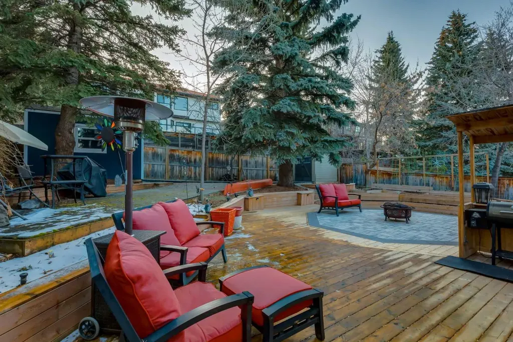 9915 Patton Road SW Calgary AB T2V 5G1