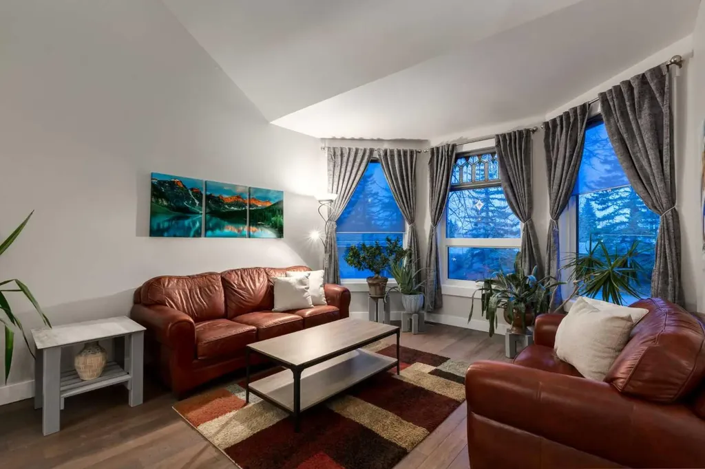 9915 Patton Road SW Calgary AB T2V 5G1