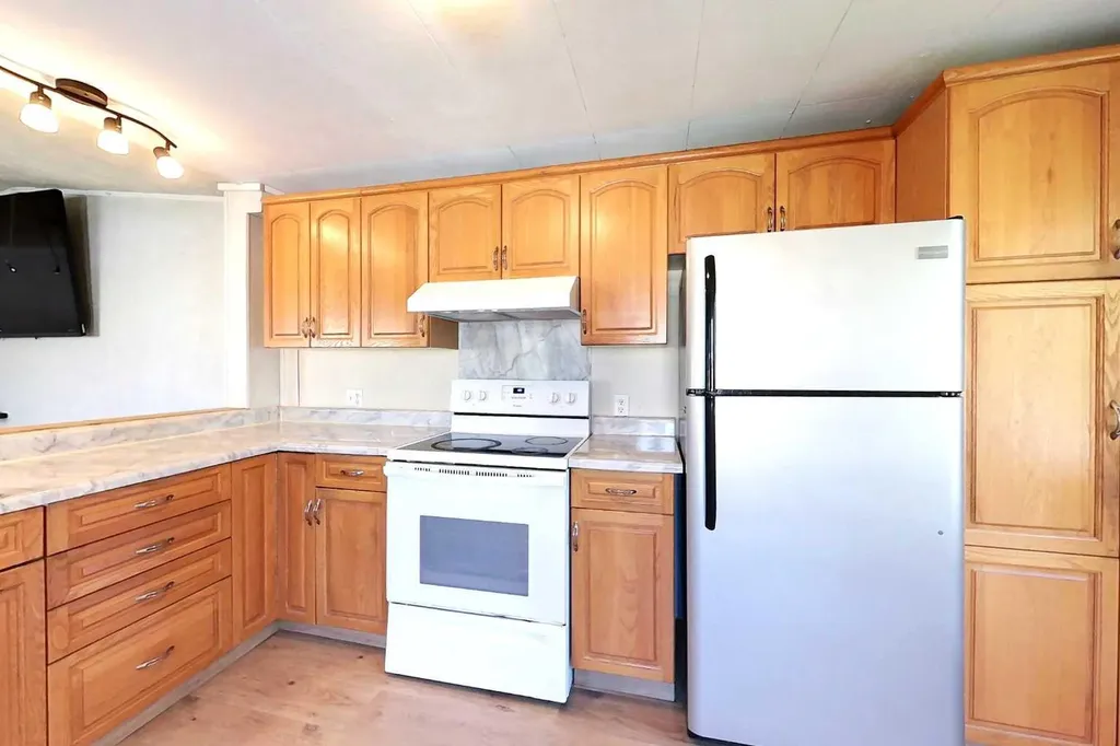 1305 11 Street SE Slave Lake AB T0G2A3