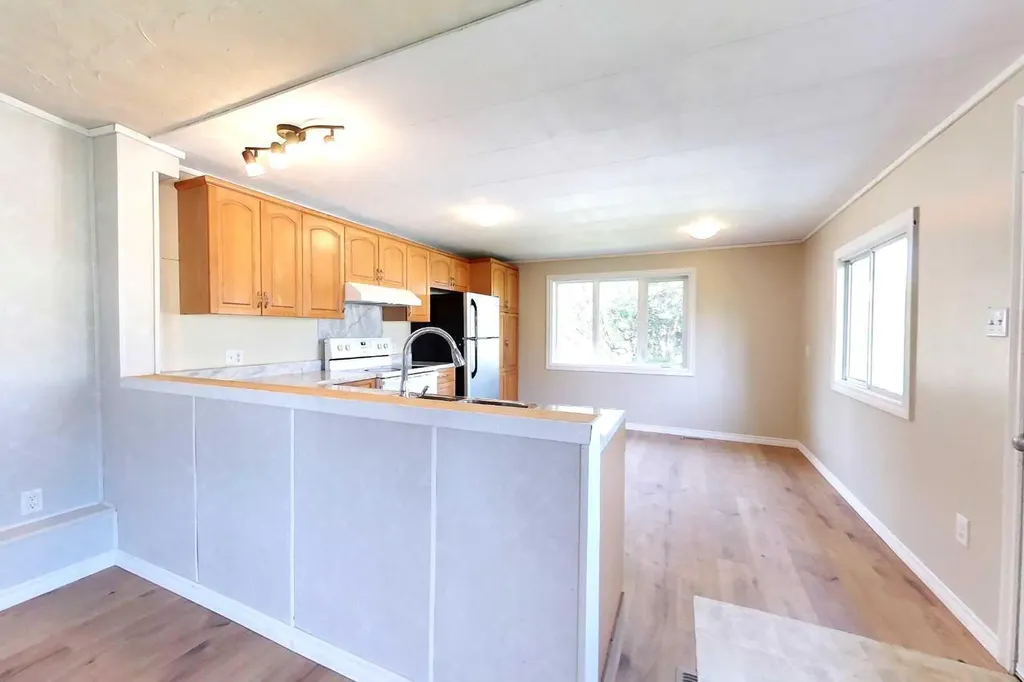 1305 11 Street SE Slave Lake AB T0G2A3