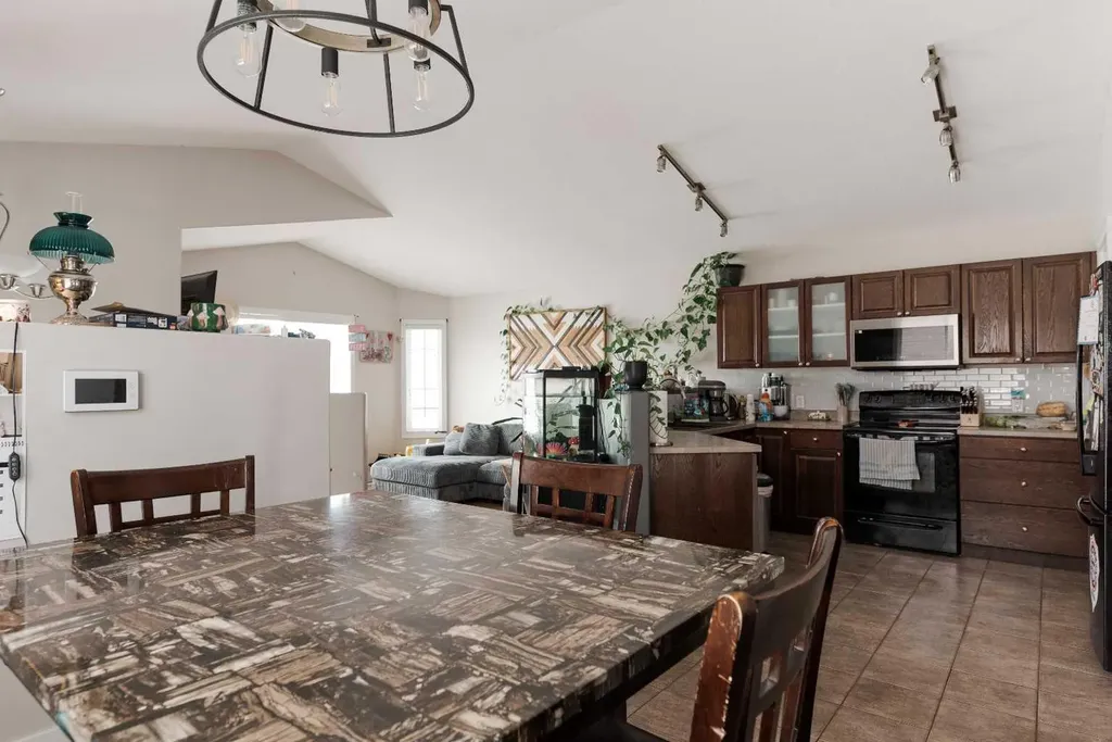 105 Elderberry Street Fort Mcmurray AB T9K 0N6