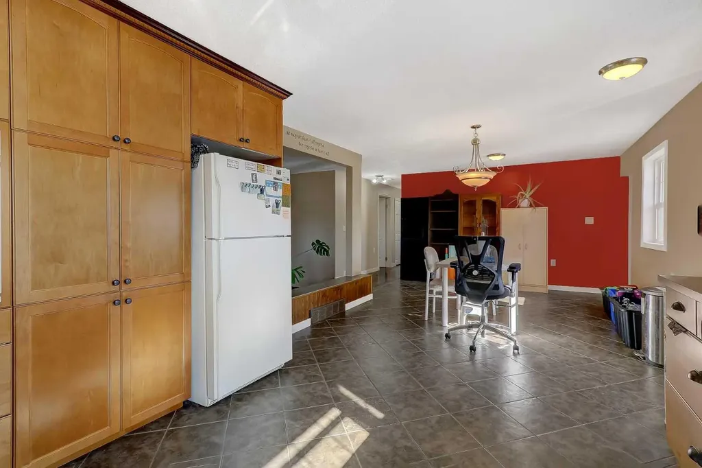 72101 261 Range Road Range Ridgevalley AB T0H 0Y0