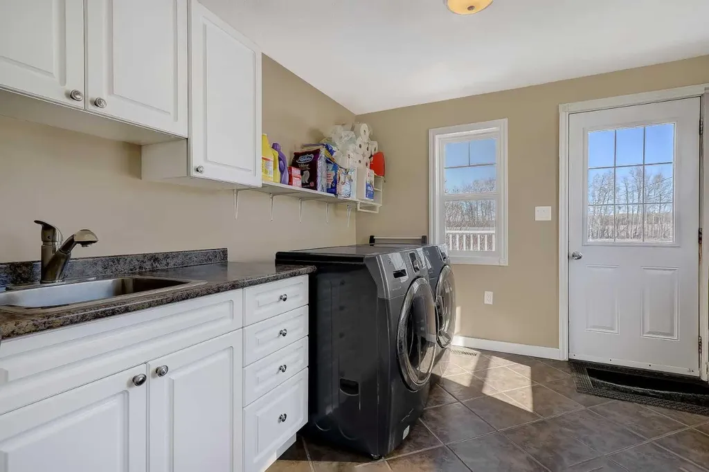 72101 261 Range Road Range Ridgevalley AB T0H 0Y0