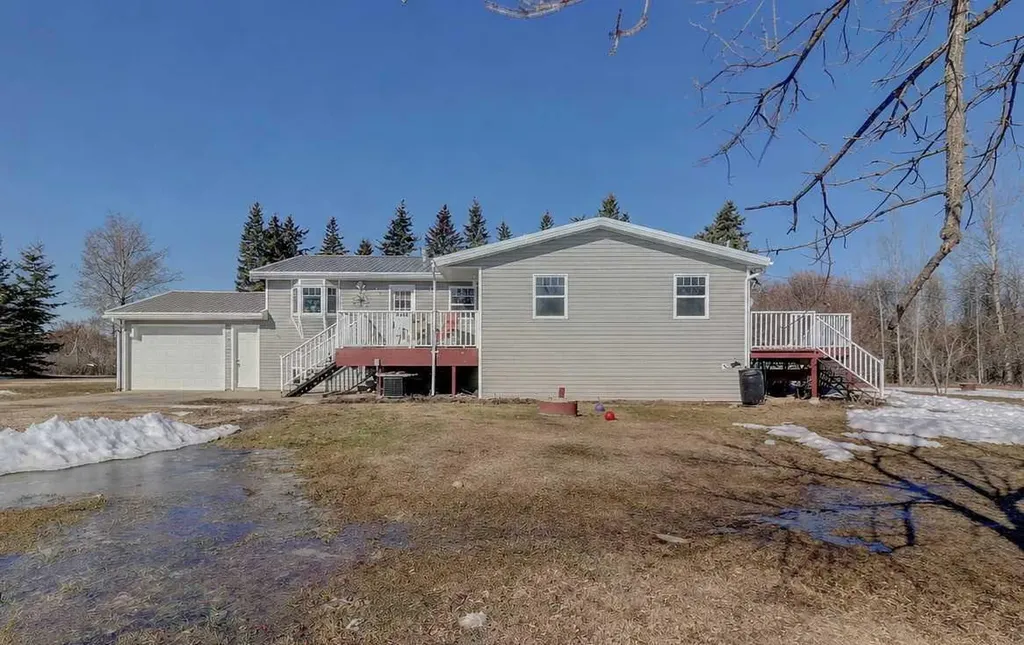 72101 261 Range Road Range Ridgevalley AB T0H 0Y0