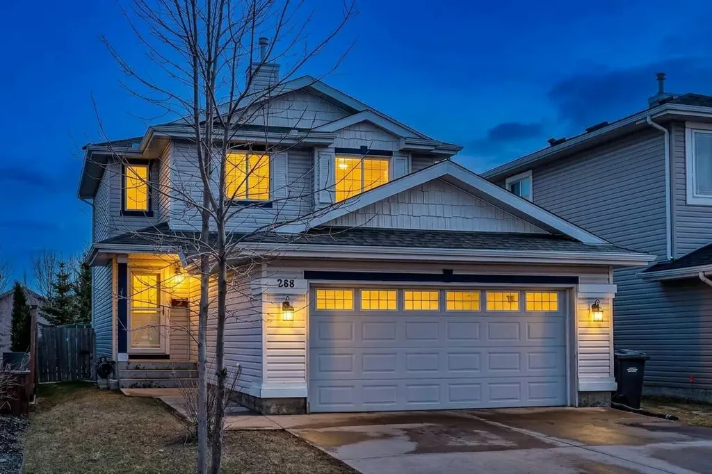 268 Westmount Crescent Okotoks AB T1S2J1