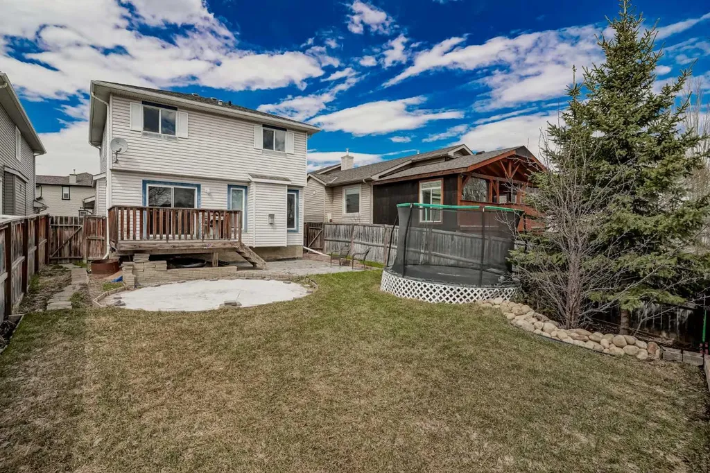 268 Westmount Crescent Okotoks AB T1S2J1
