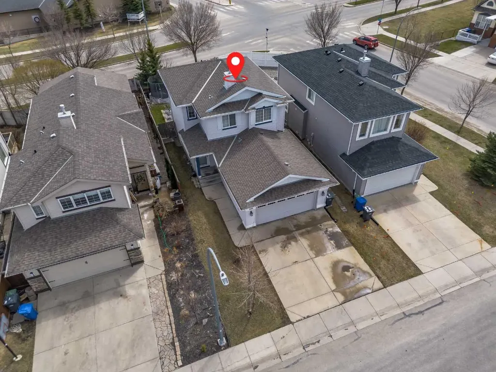 268 Westmount Crescent Okotoks AB T1S2J1