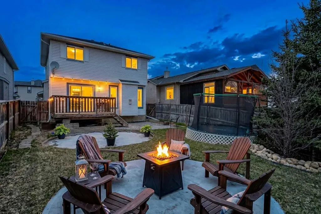 268 Westmount Crescent Okotoks AB T1S2J1