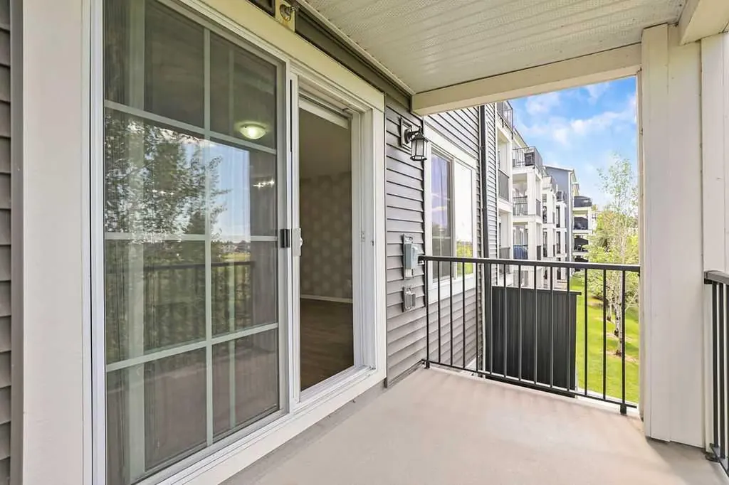 99 Copperstone Park SE Calgary AB T2Z 5C9