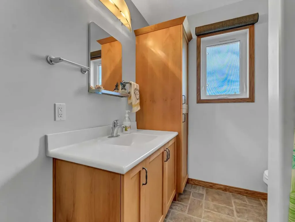 16021 Range Road 23 Schuler AB T1A7G7