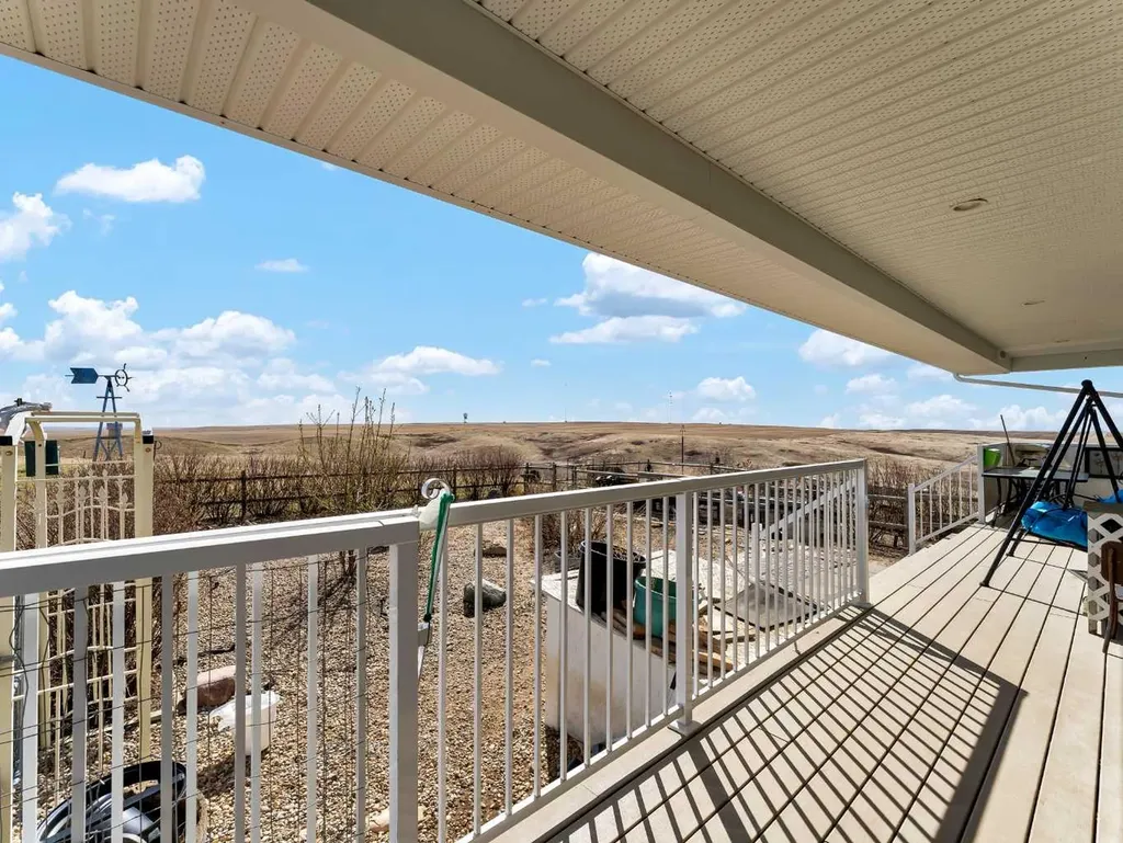 16021 Range Road 23 Schuler AB T1A7G7