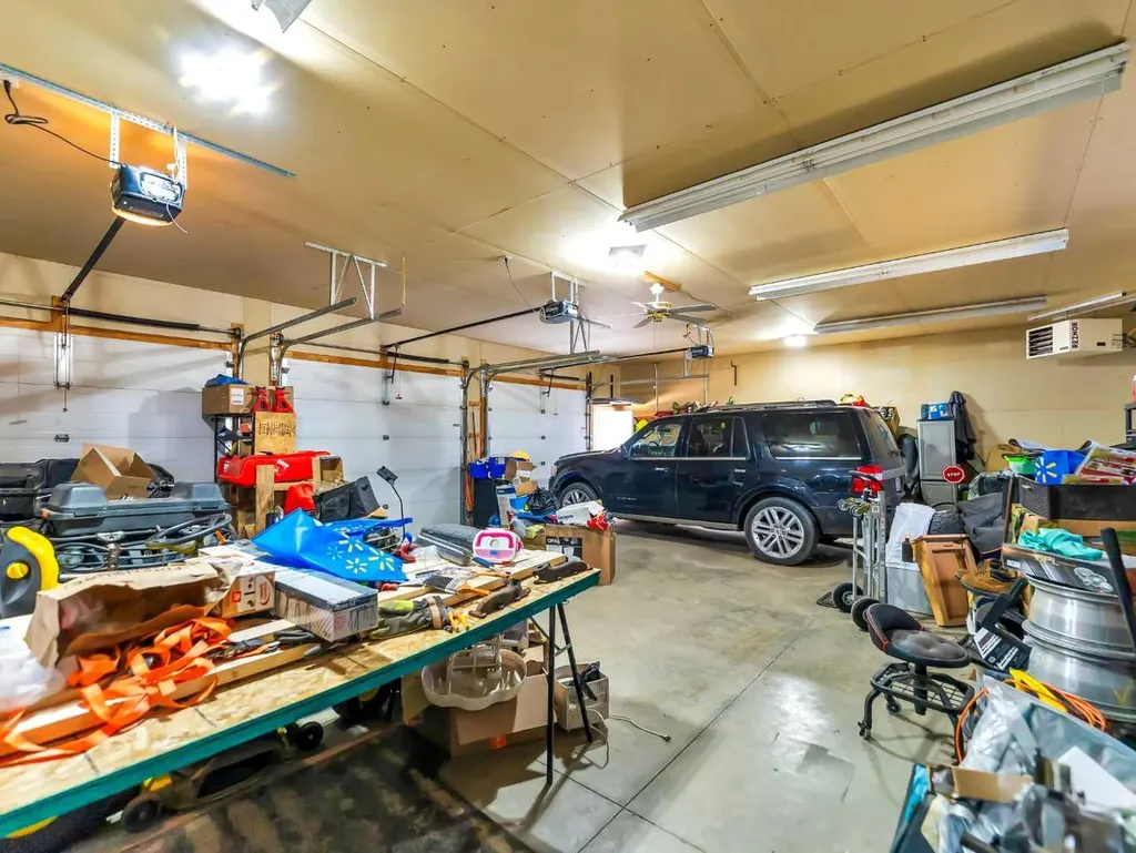 16021 Range Road 23 Schuler AB T1A7G7