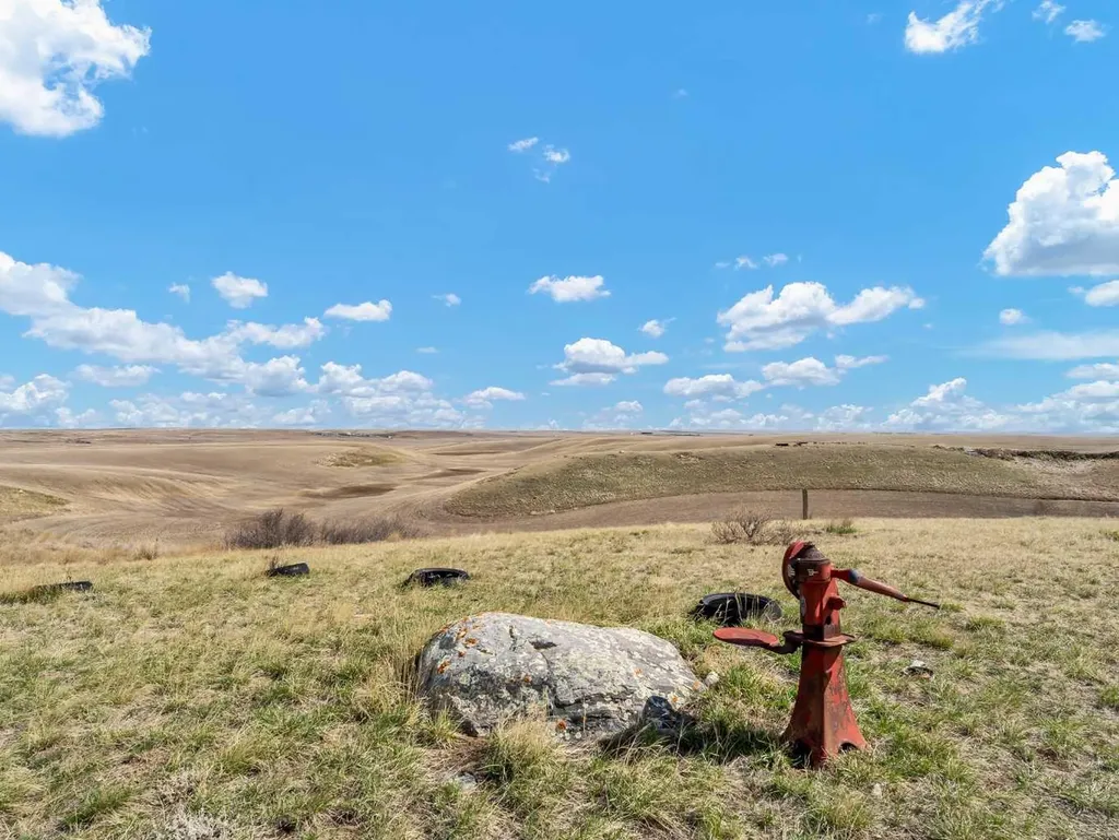 16021 Range Road 23 Schuler AB T1A7G7