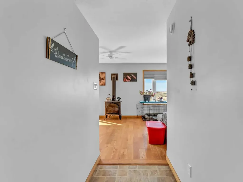 16021 Range Road 23 Schuler AB T1A7G7