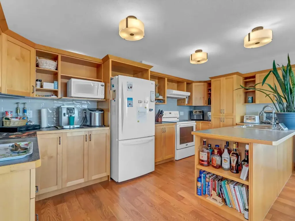 16021 Range Road 23 Schuler AB T1A7G7