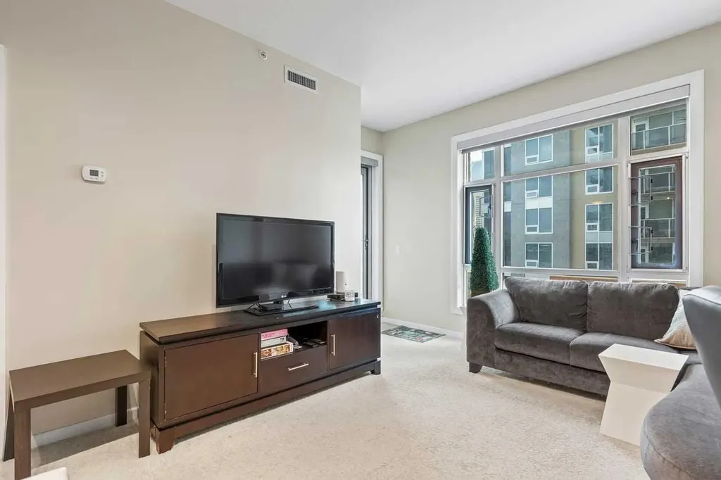 1410 1 Street SE Calgary AB T2G 2J3