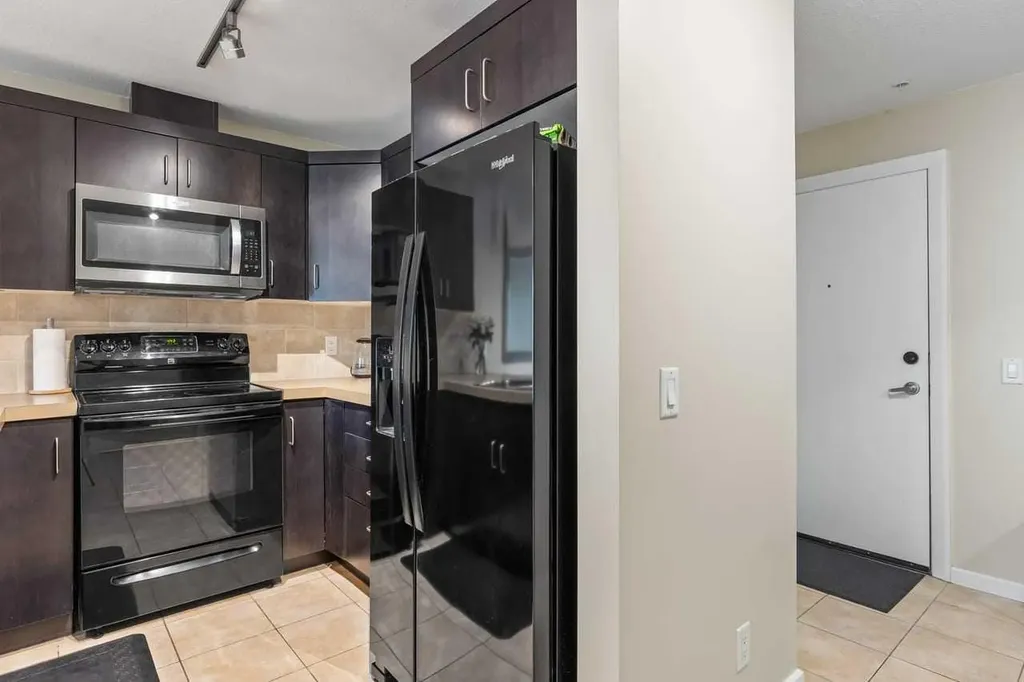 1410 1 Street SE Calgary AB T2G 2J3