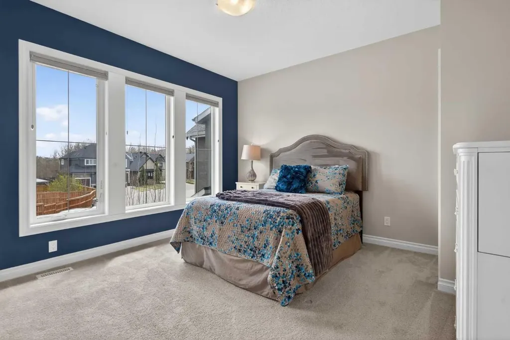 73 Rockyvale Green NW Calgary AB T3G 0G4