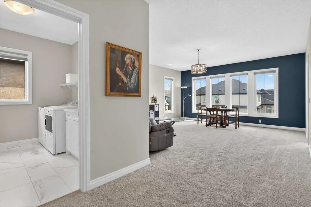 73 Rockyvale Green NW Calgary AB T3G 0G4