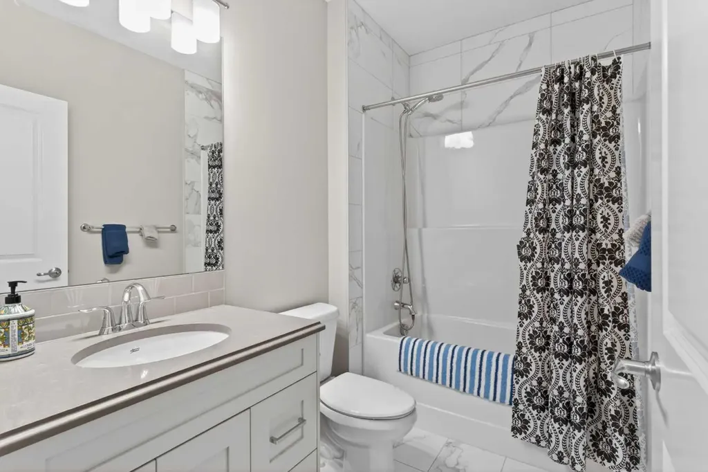 73 Rockyvale Green NW Calgary AB T3G 0G4