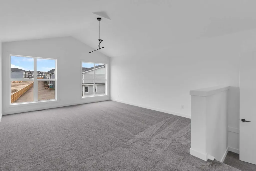 1493 South Point Villas SW Airdrie AB T4B 5P2