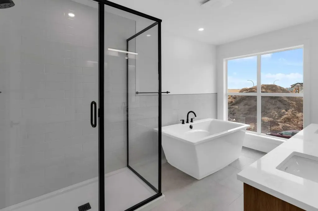 1493 South Point Villas SW Airdrie AB T4B 5P2