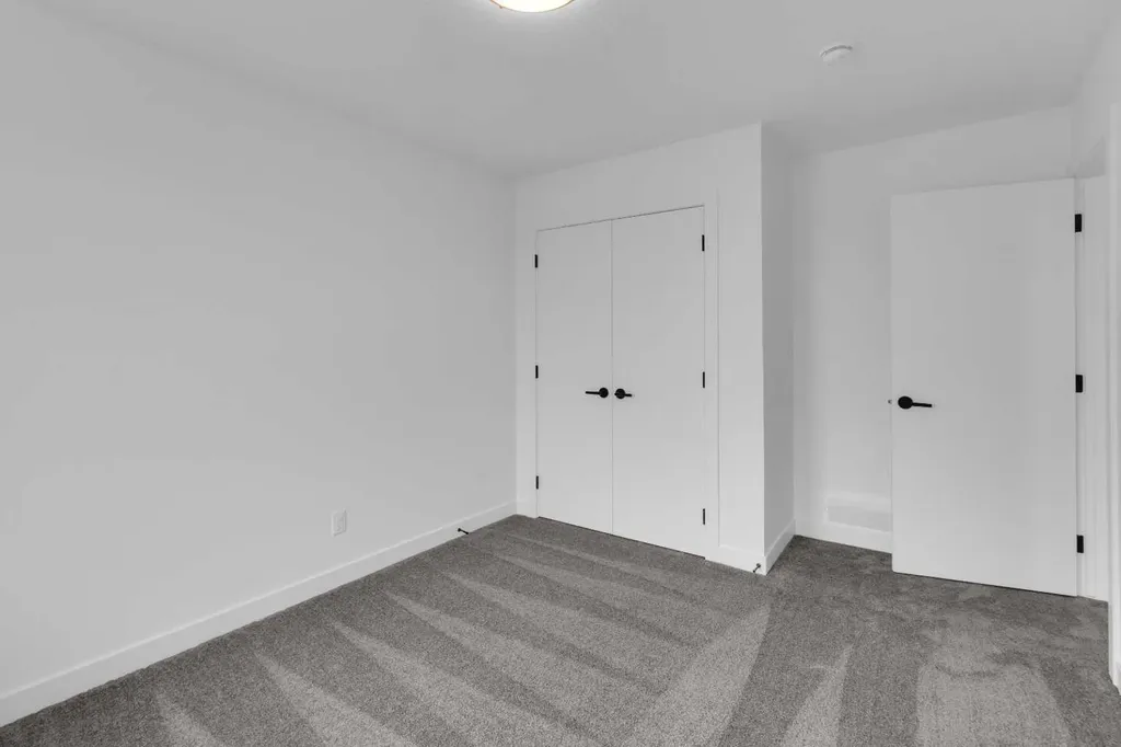 1493 South Point Villas SW Airdrie AB T4B 5P2