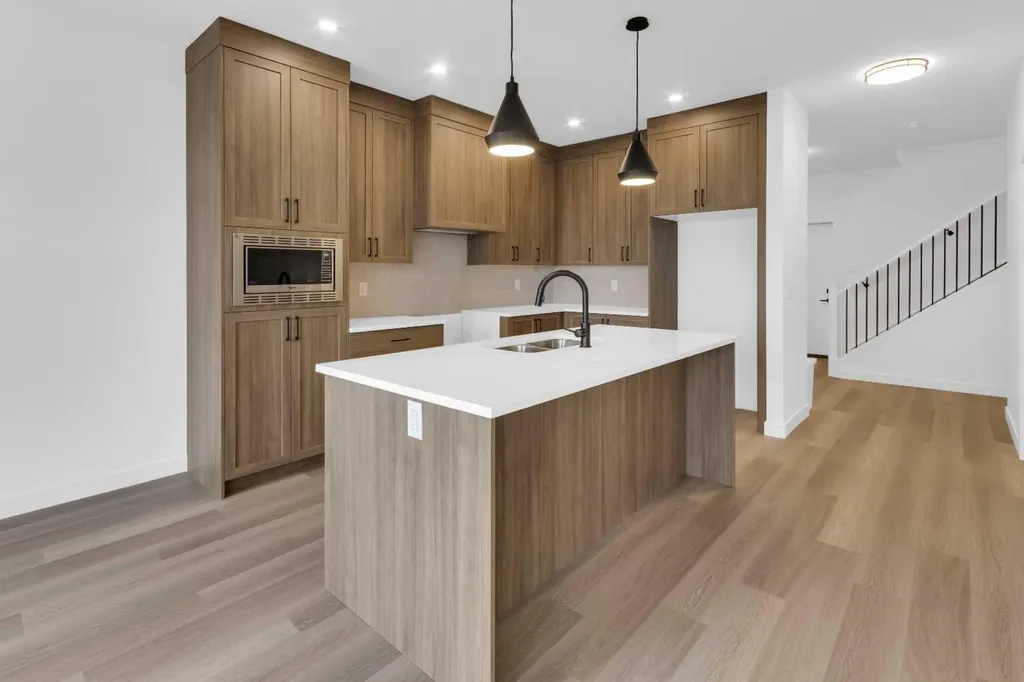 1493 South Point Villas SW Airdrie AB T4B 5P2