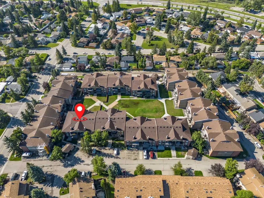 13045 6 Street SW Calgary AB T2W 5H1