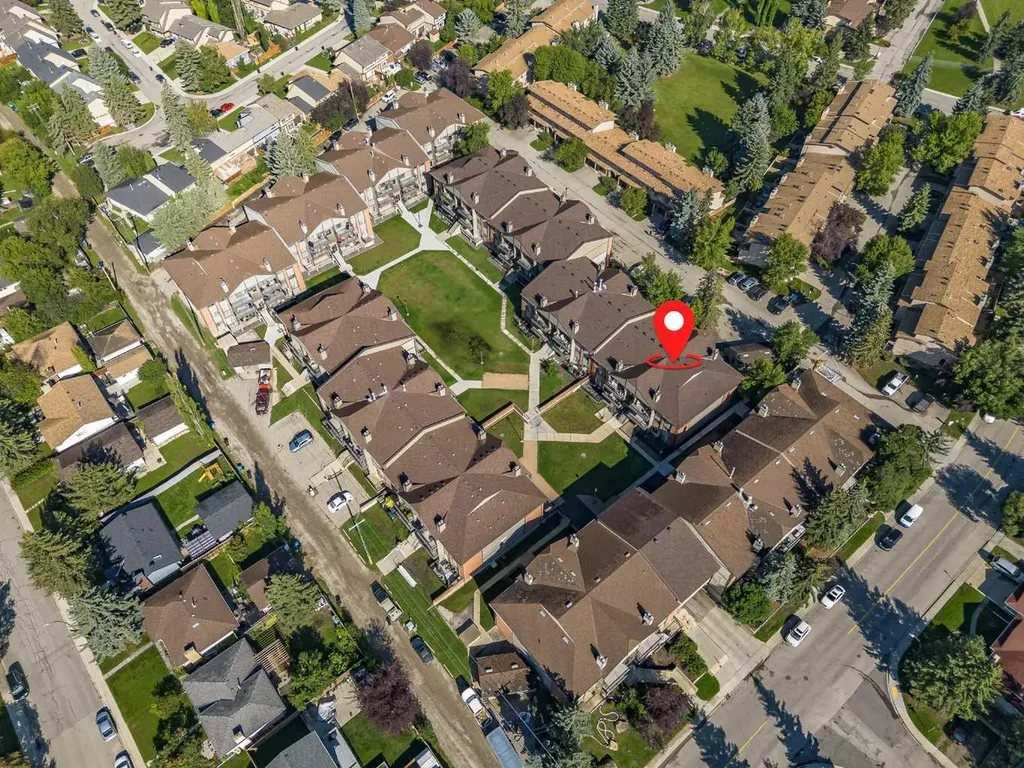 13045 6 Street SW Calgary AB T2W 5H1