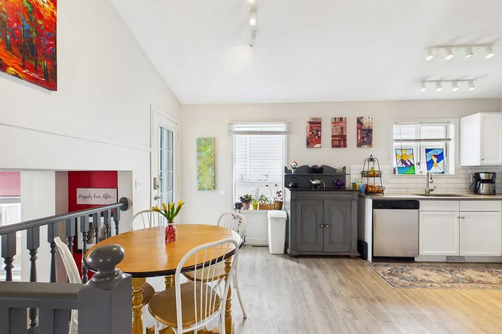 14 Citadel Drive NW Calgary AB T3G 3X7