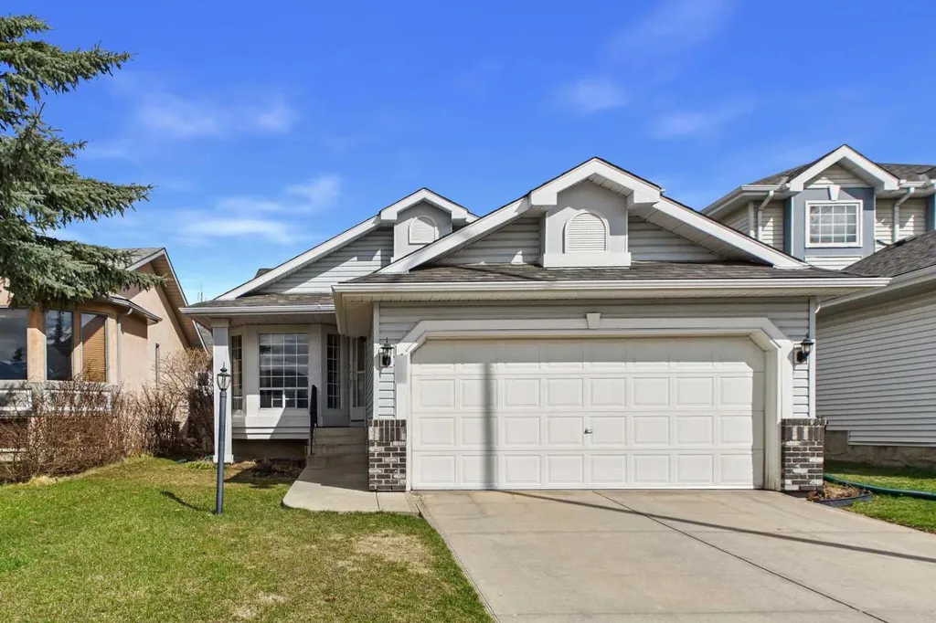 14 Citadel Drive NW Calgary AB T3G 3X7