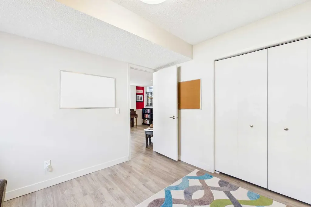 14 Citadel Drive NW Calgary AB T3G 3X7